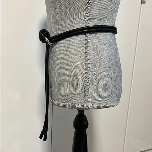 H&M Rope Belt with Gold Accent - Picture 6 of 15